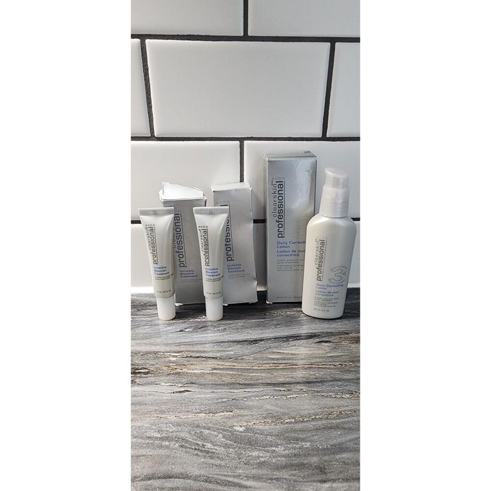 Set Avon Clearskin Professional Daily Correcting Lotion & Blemish Treatment Disc
